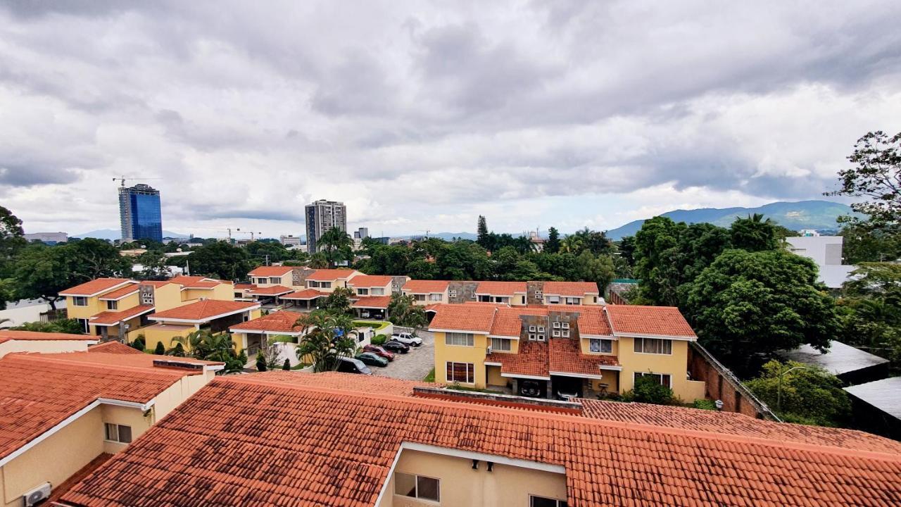 San Benito Flats Wifi 50Mg - 4 Huespedes - Parqueos Διαμέρισμα Σαν Σαλβαντόρ Εξωτερικό φωτογραφία