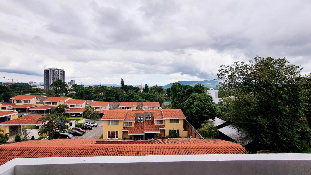 San Benito Flats Wifi 50Mg - 4 Huespedes - Parqueos Διαμέρισμα Σαν Σαλβαντόρ Εξωτερικό φωτογραφία